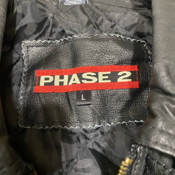 leather jacket - Picture 2 of 2